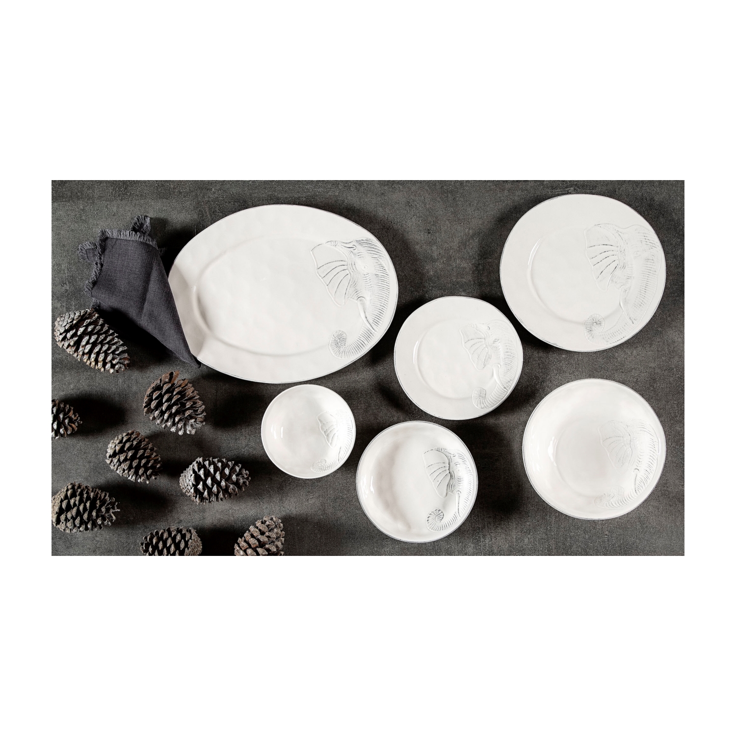 ELEPHANT SERVİS TABAĞI 30 CM