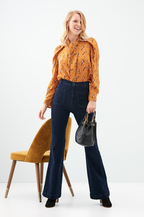  CEP DETAYLI FLARE JEAN DOKUMA PANTOLON