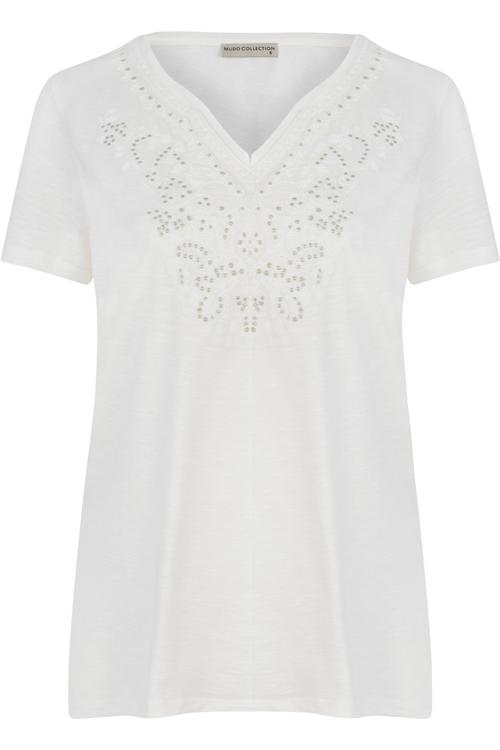  NAKIŞ İŞLEMELİ V YAKA T-SHIRT