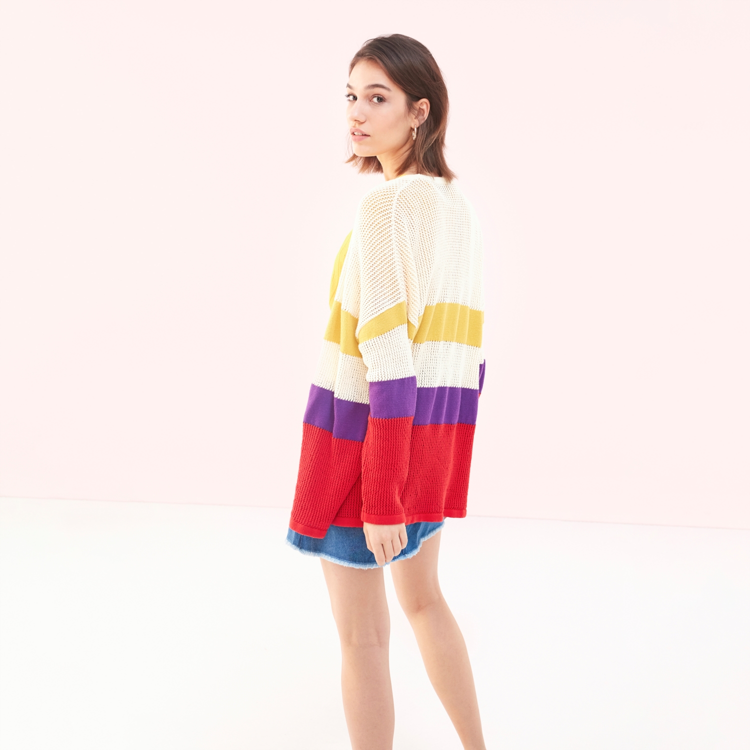 RENKLİ ÇİZGİ DETAYLI TRİKO HIRKA