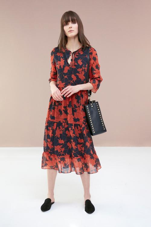  ÇİÇEKLİ MİDİ BOY ELBİSE