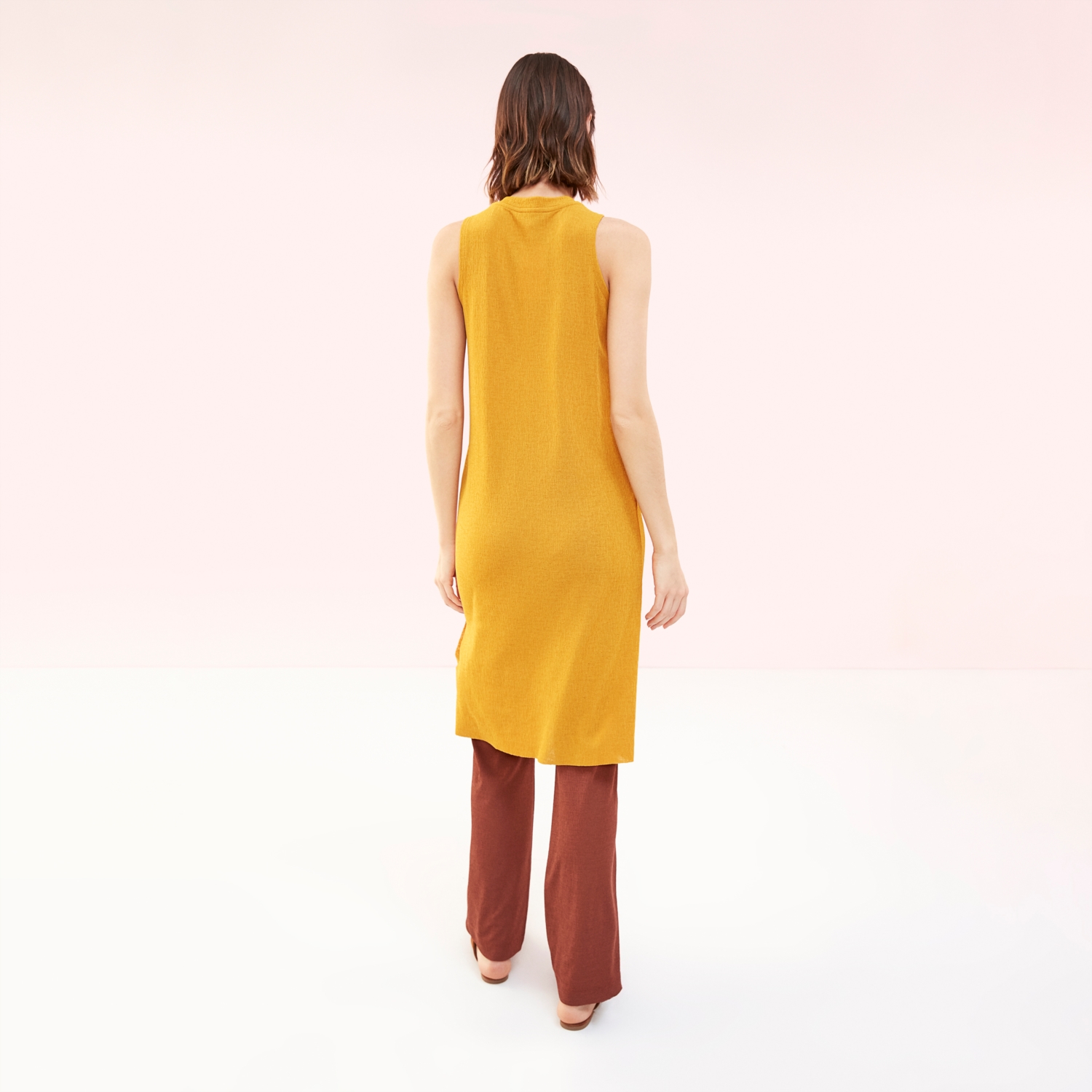 MİDİ BOY KOLSUZ ELBİSE