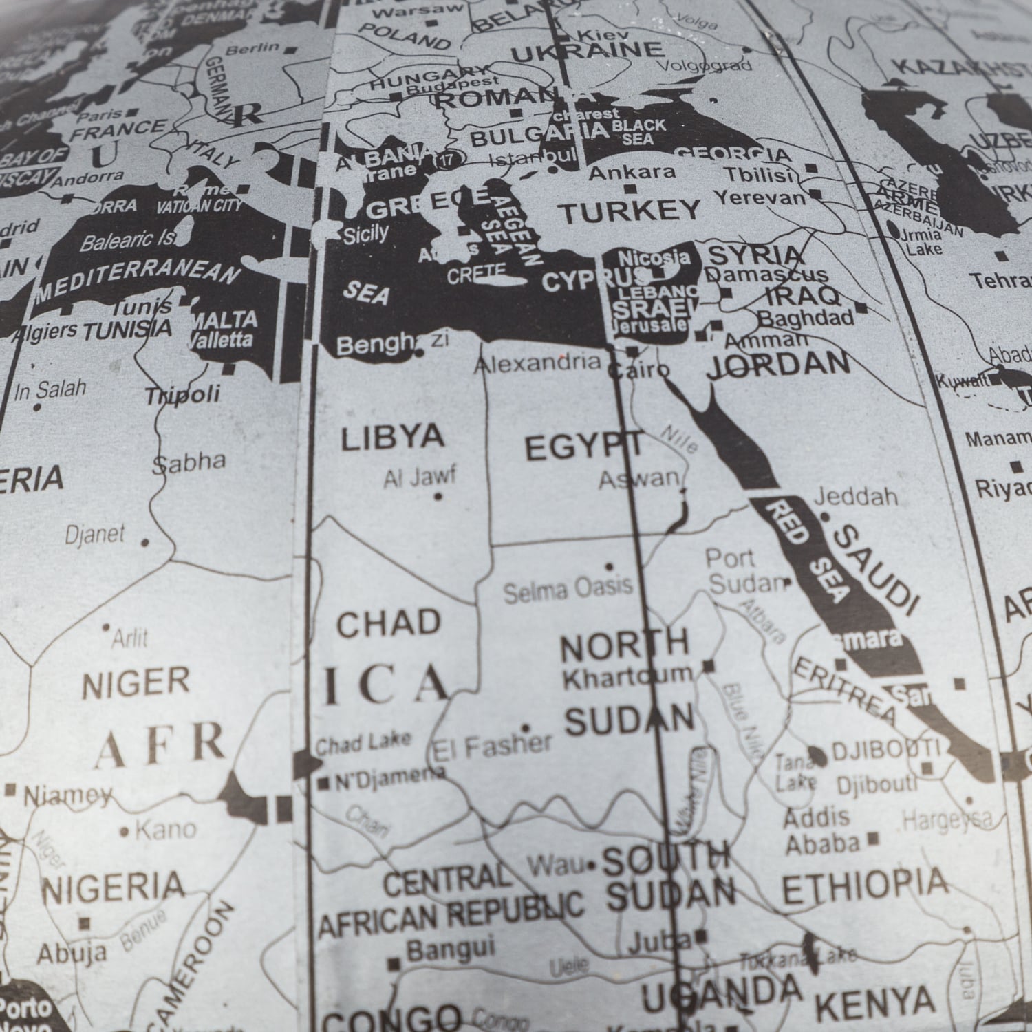 DEKORATİF DÜNYA KÜRE 13CM GÜMÜŞ