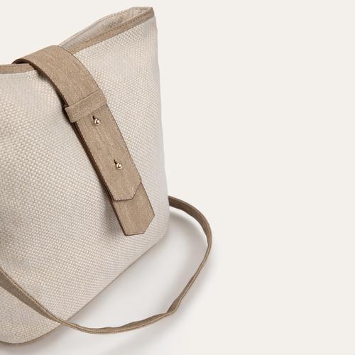  ZIMBA DETAYLI HASIR GÖRÜNÜMLÜ OMUZ ÇANTASI