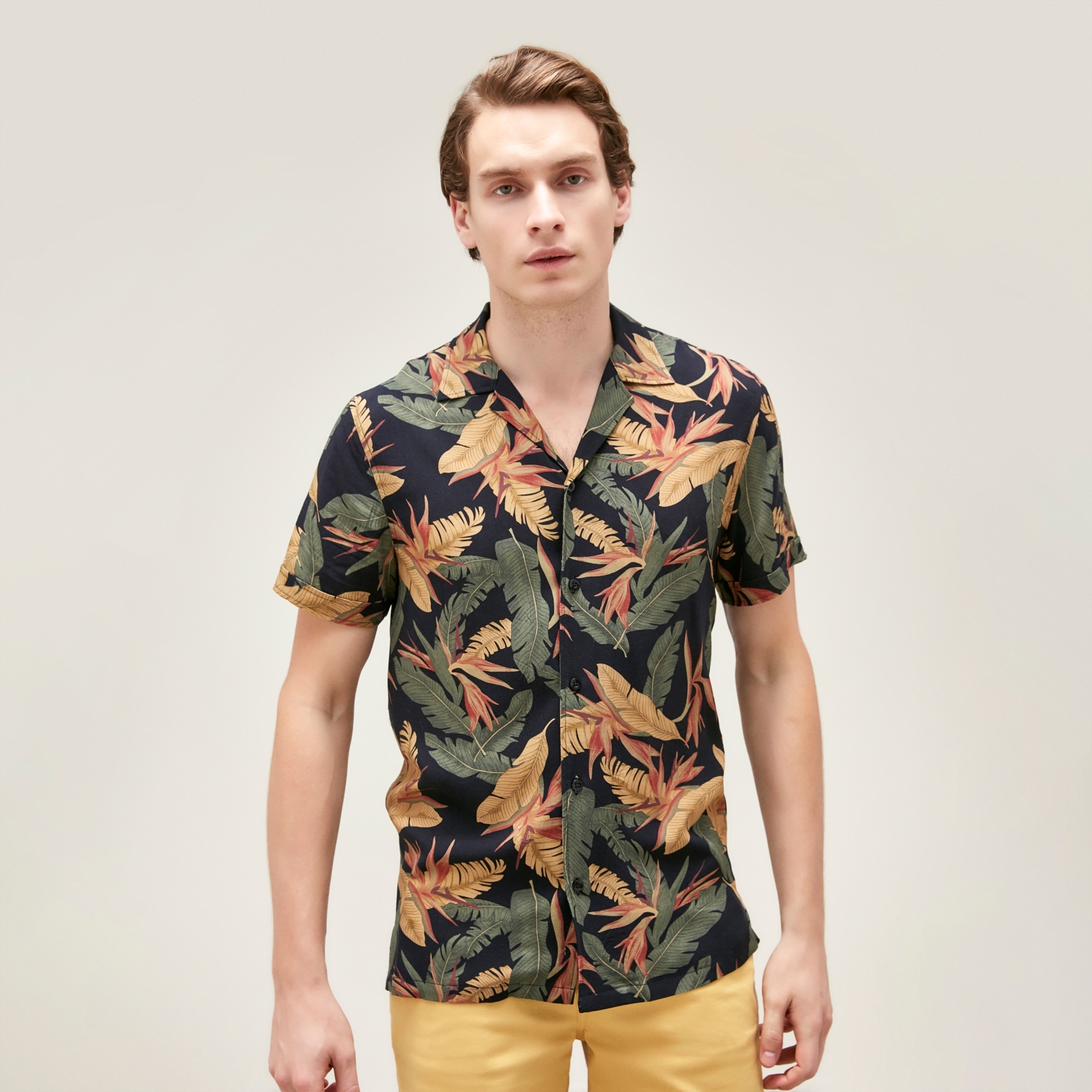 YAPRAK DESENLİ VİSKOZ REGULAR GÖMLEK