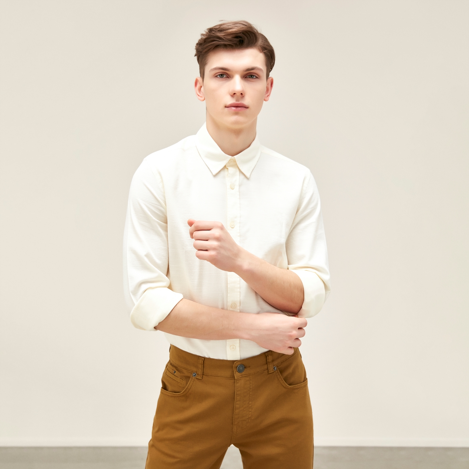 SLIM PAMUKLU DOKUMA GÖMLEK