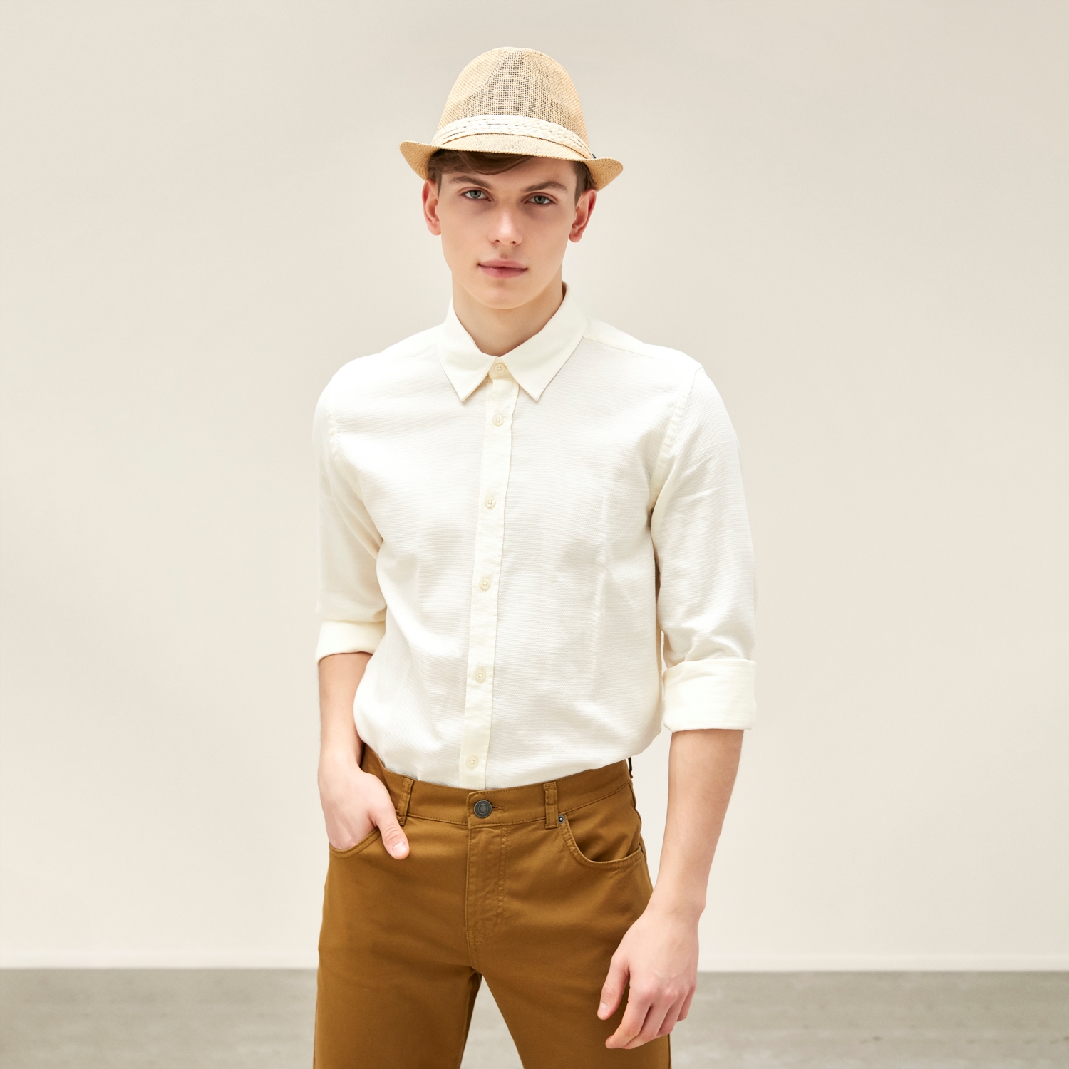 SLIM PAMUKLU DOKUMA GÖMLEK