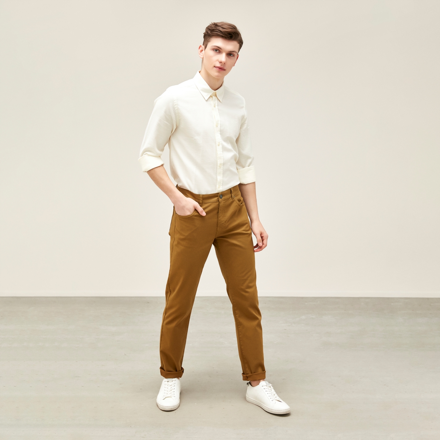 SLIM PAMUKLU DOKUMA GÖMLEK