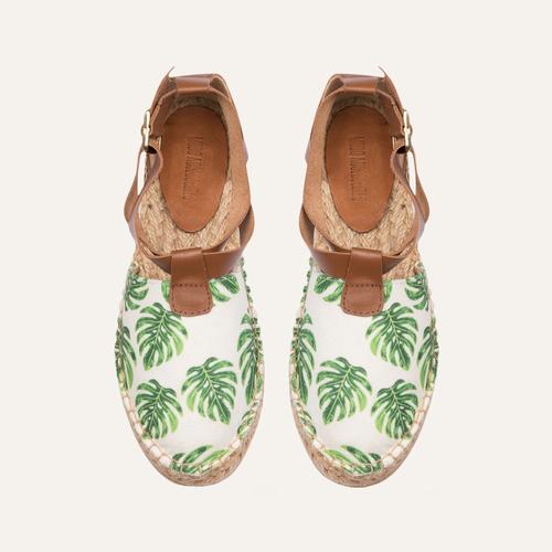  ÇAPRAZ BANTLI SANDALET