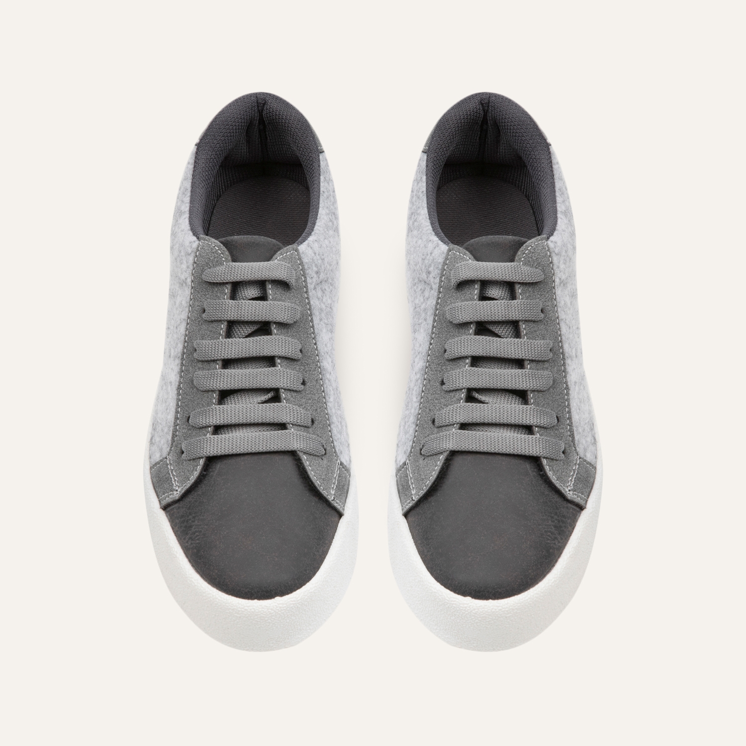 KEÇE DETAYLI SPOR AYAKKABI