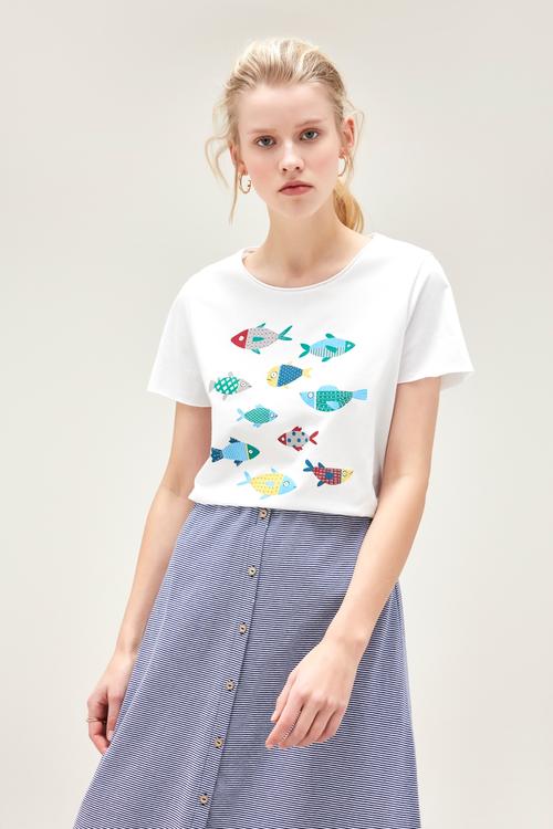  BALIK DESENLİ PAMUKLU T-SHIRT