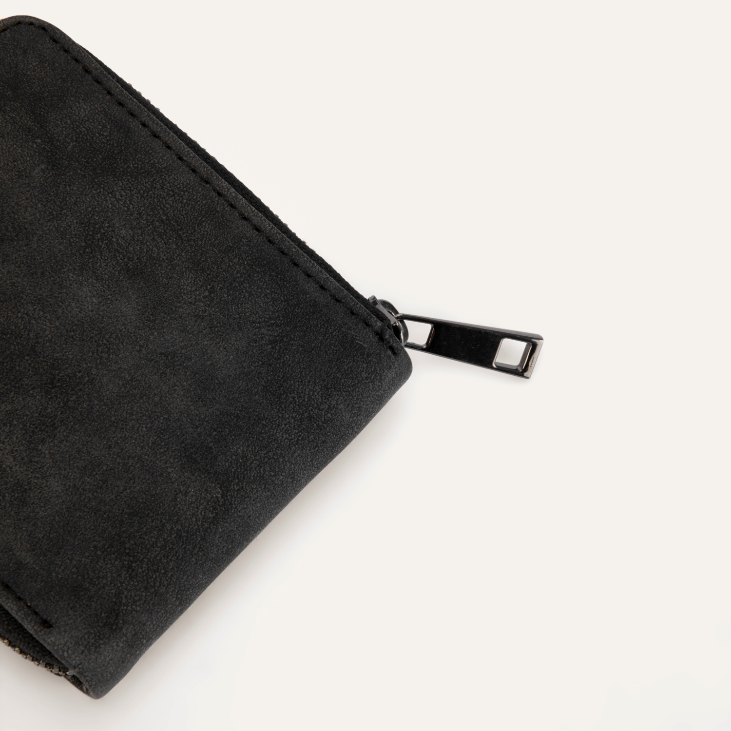 SÜET GÖRÜNÜMLÜ CÜZDAN