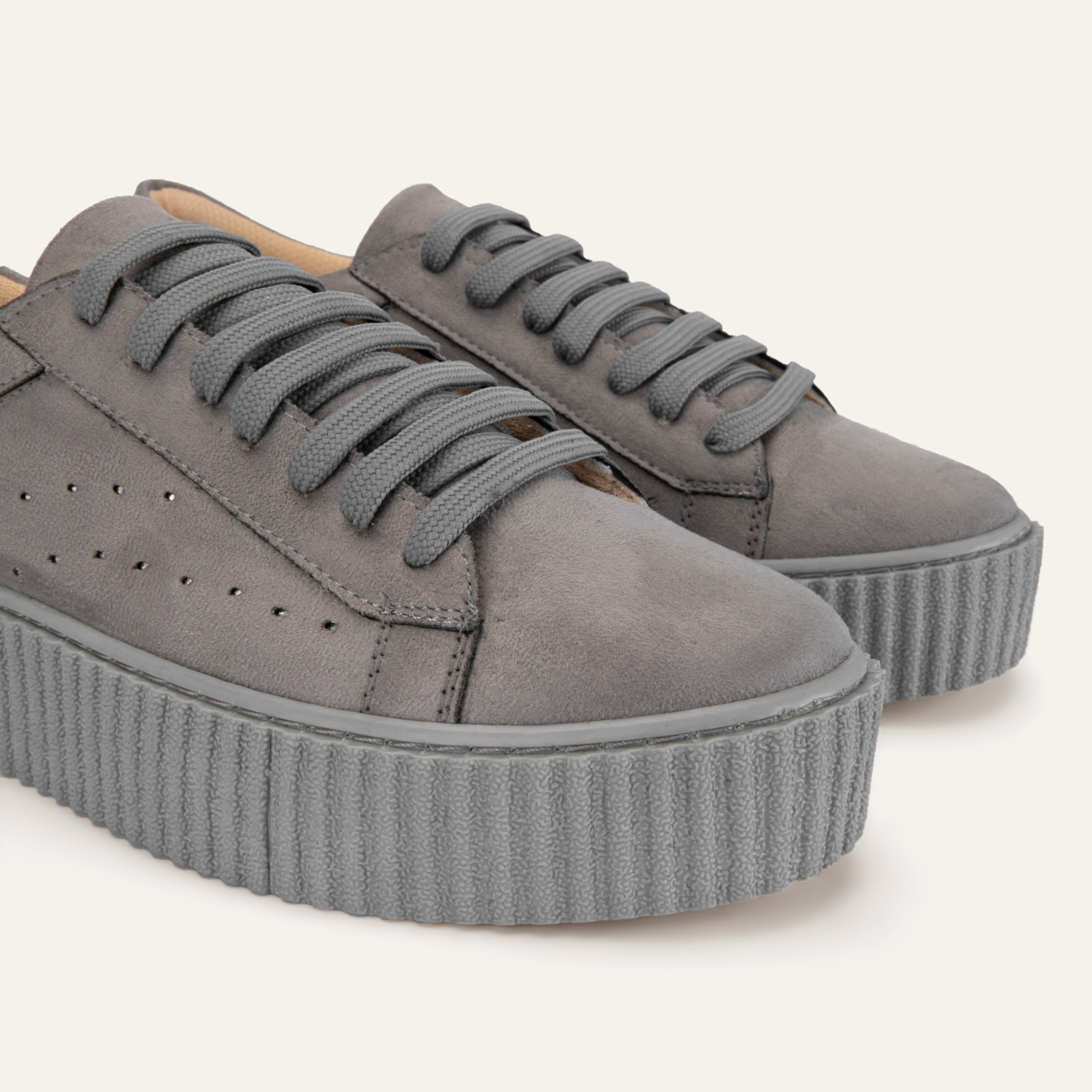 KALIN TABANLI SPOR AYAKKABI