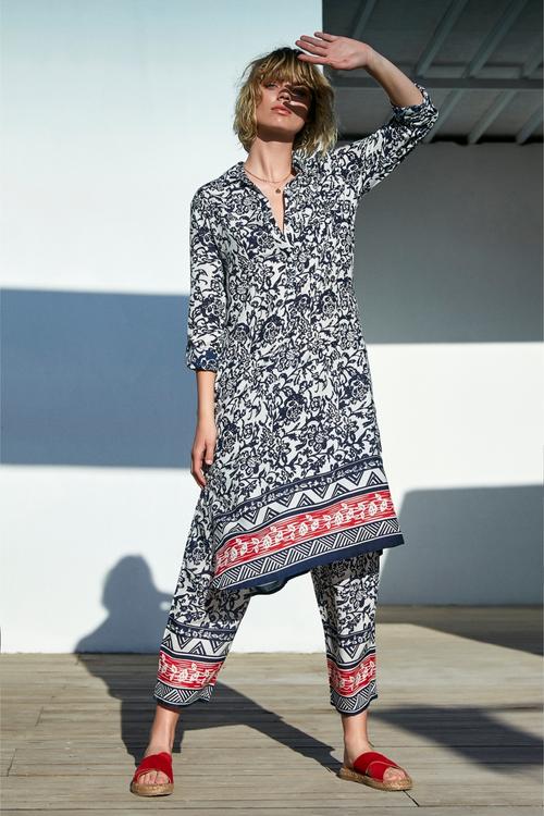  ETNİK DESENLİ MİDİ BOY GÖMLEK ELBİSE