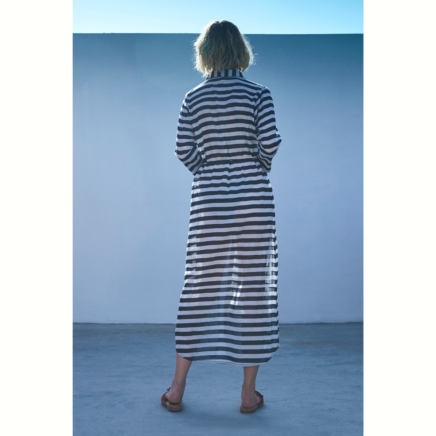 ÇİZGİ DETAYLI PAMUKLU PLAJ ELBİSESİ