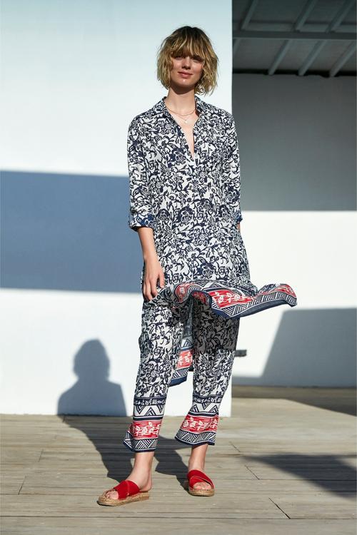  ETNİK DESENLİ MİDİ BOY GÖMLEK ELBİSE