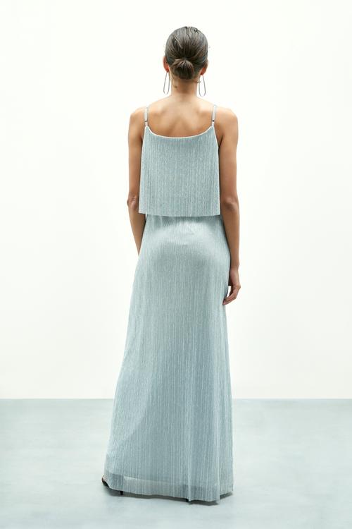  ASKILI PARLAK GÖRÜNÜMLÜ MAXİ BOY GECE ELBİSESİ