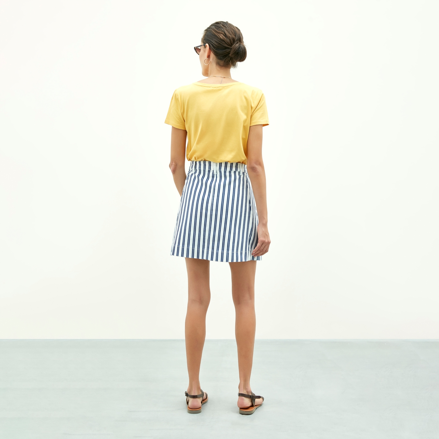 BASKILI PAMUKLU BİSİKLET YAKA T-SHIRT