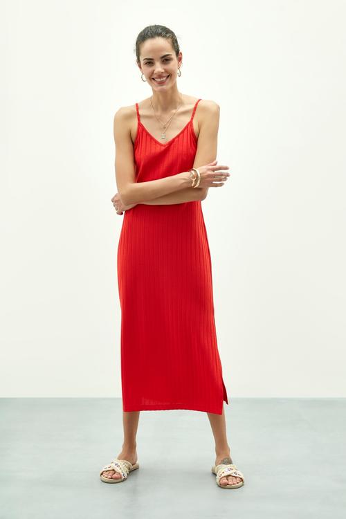  ASKILI MAXİ BOY ELBİSE