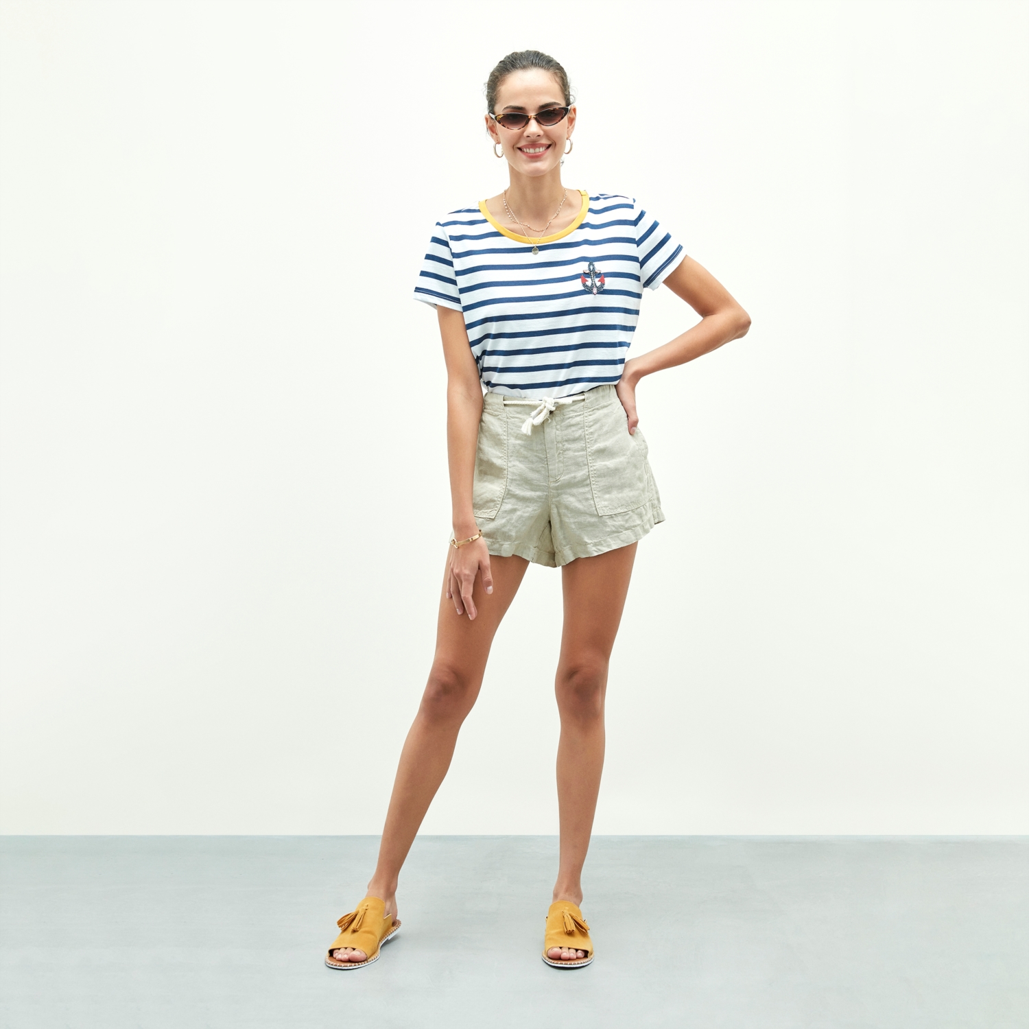 BAĞCIKLI KISA ŞORT