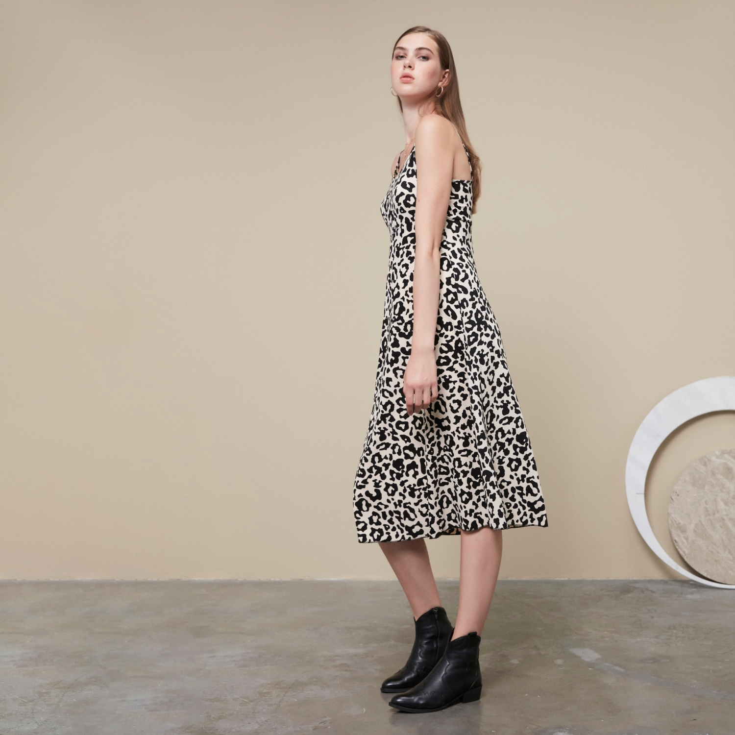 LEOPAR DESENLİ MİDİ ELBİSE