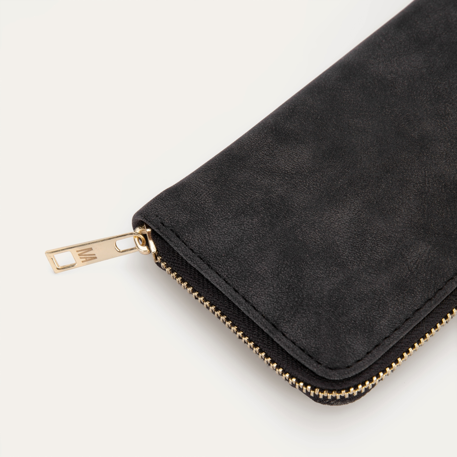 DERİ GÖRÜNÜMLÜ BÖLMELİ CÜZDAN