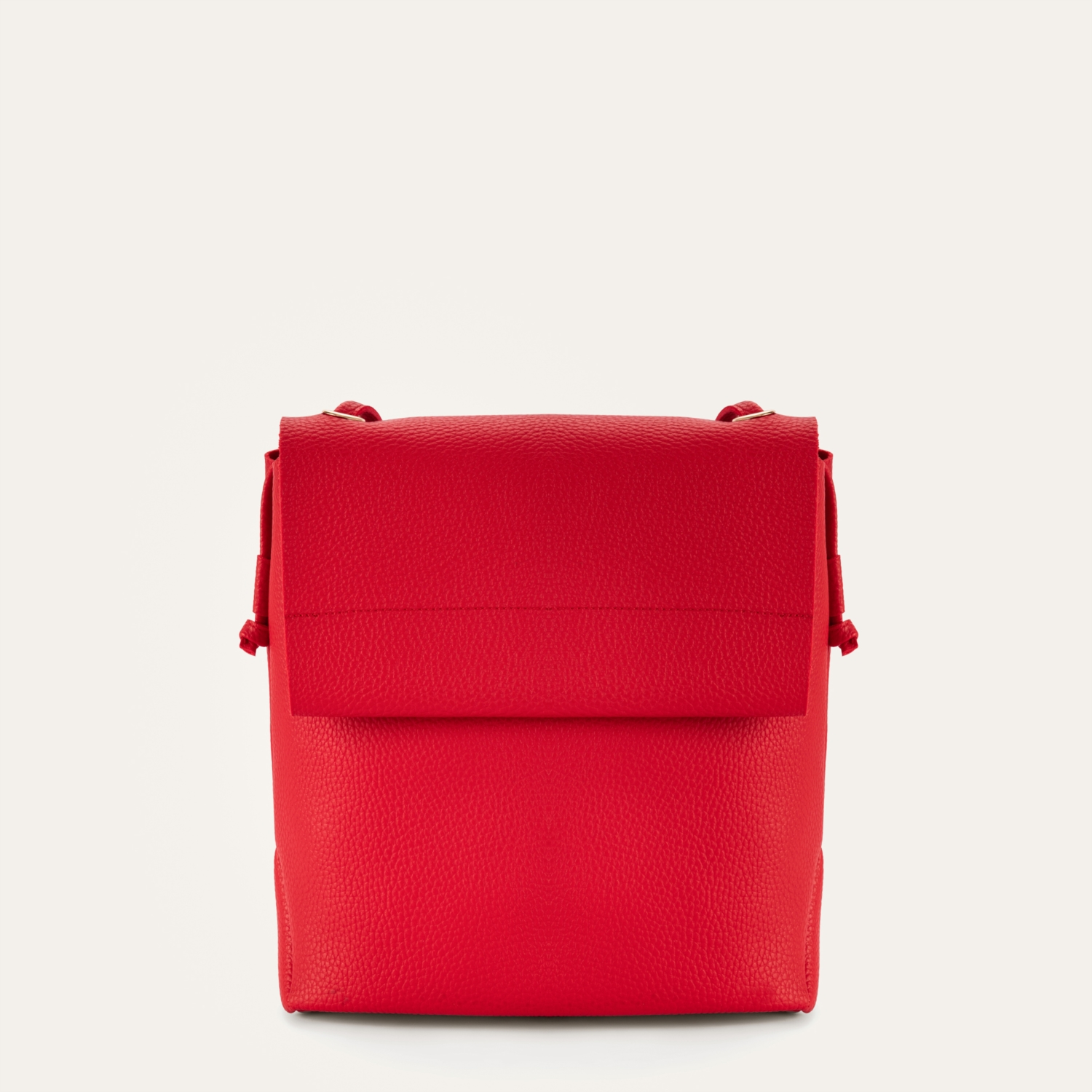 İNCE İPLİ SIRT ÇANTASI