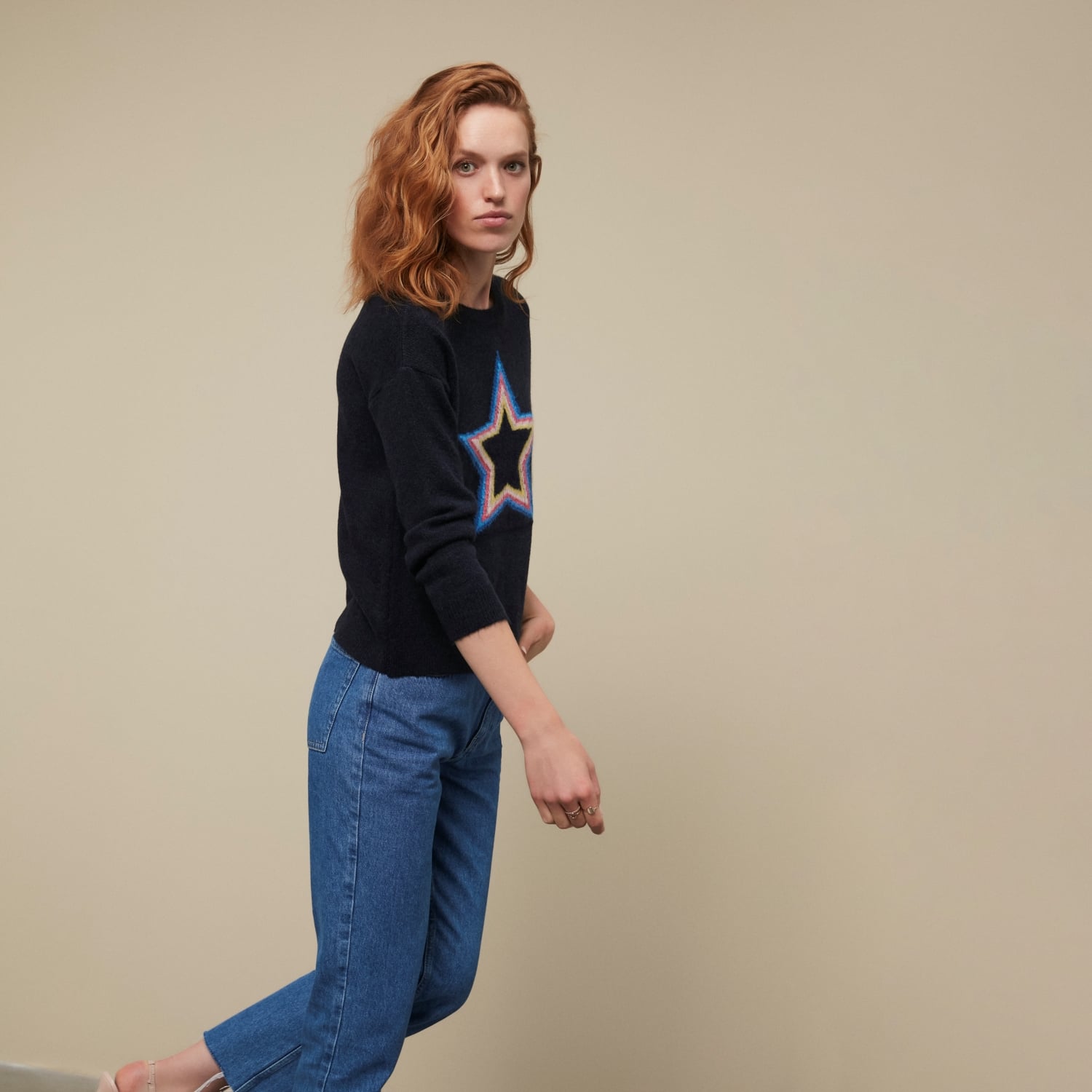 YILDIZ DESENLİ KAZAK