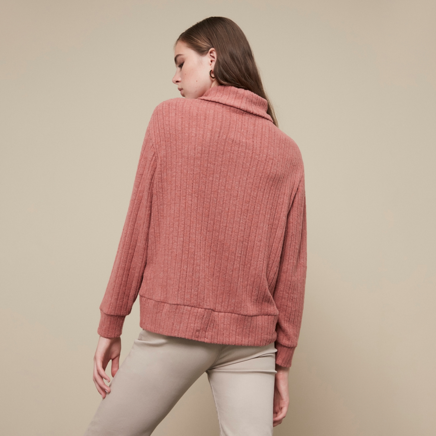 BALIKÇI YAKA SWEATSHIRT