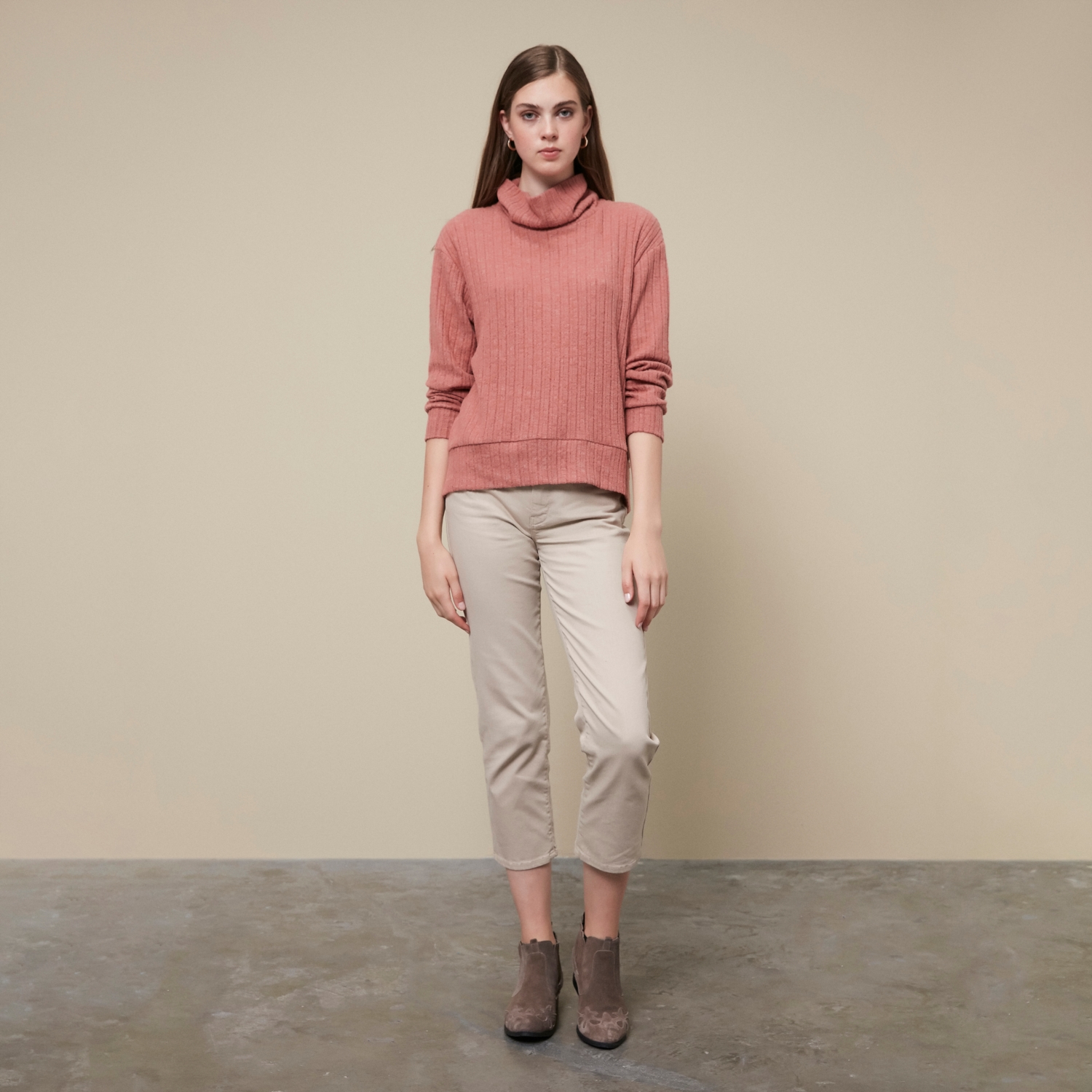 BALIKÇI YAKA SWEATSHIRT