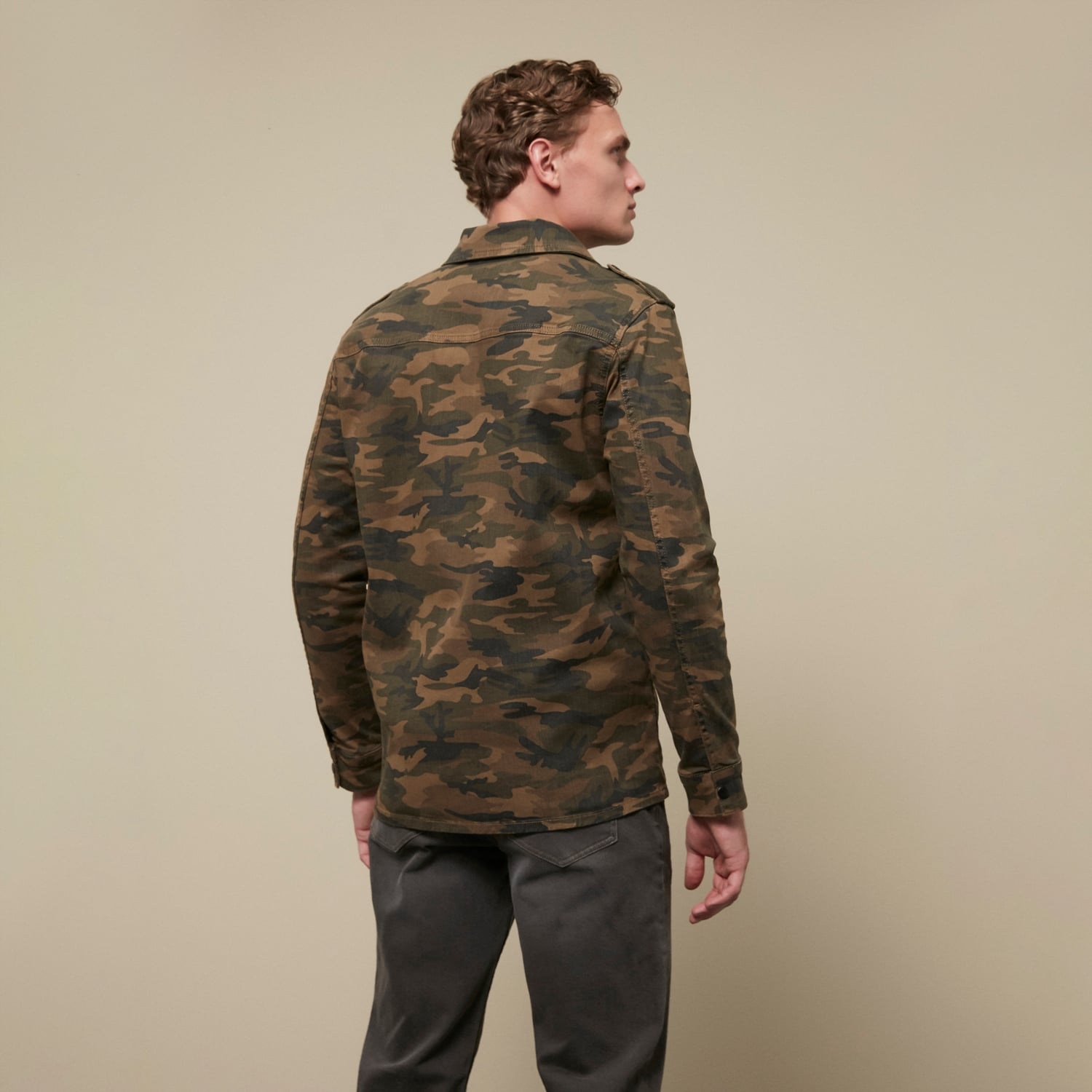 KAMUFLAJ DESENLİ PAMUK CEKET