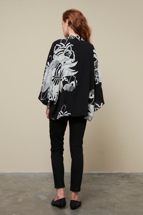  BASKILI KİMONO CEKET