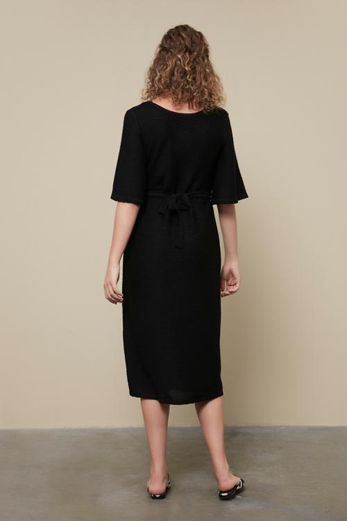  V YAKA MİDİ ELBİSE