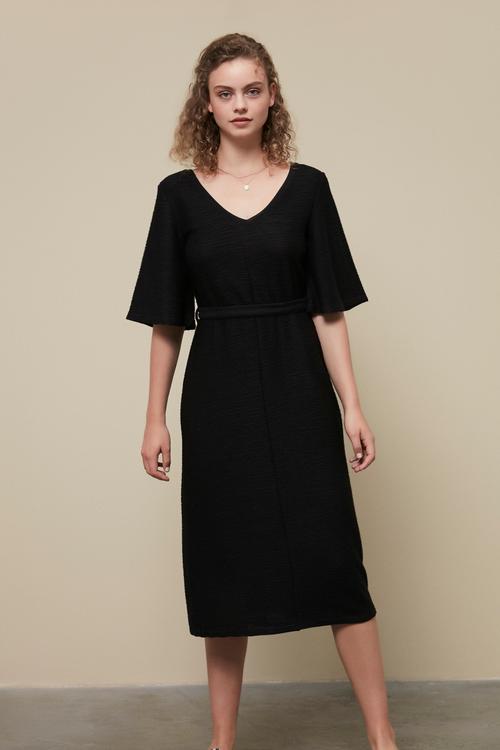  V YAKA MİDİ ELBİSE