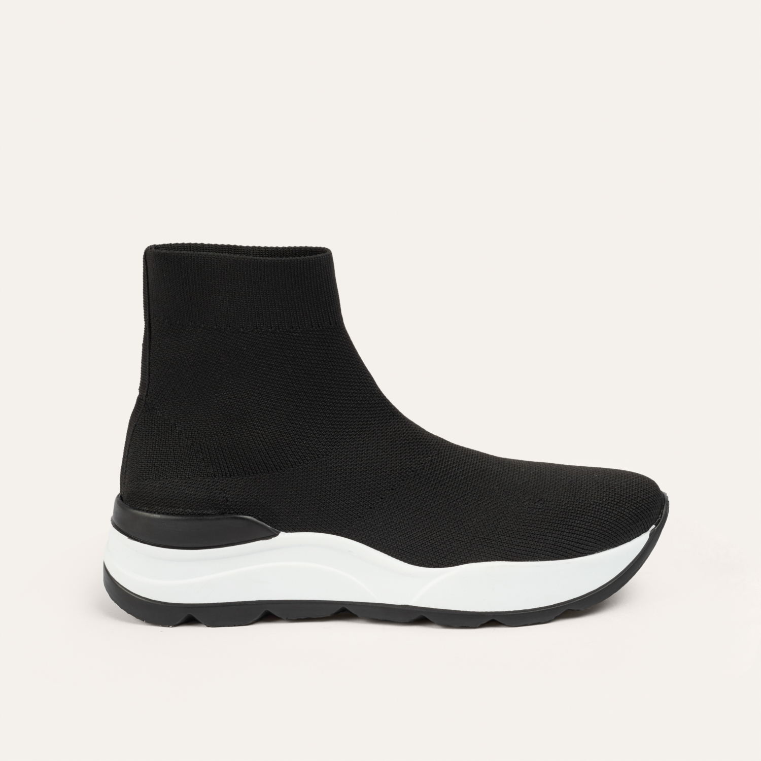 ÇORAP TİPİ YÜKSEK BİLEKLİ SPOR AYAKKABI