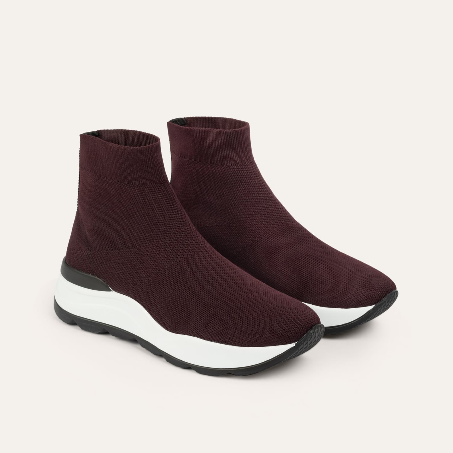 ÇORAP TİPİ YÜKSEK BİLEKLİ SPOR AYAKKABI