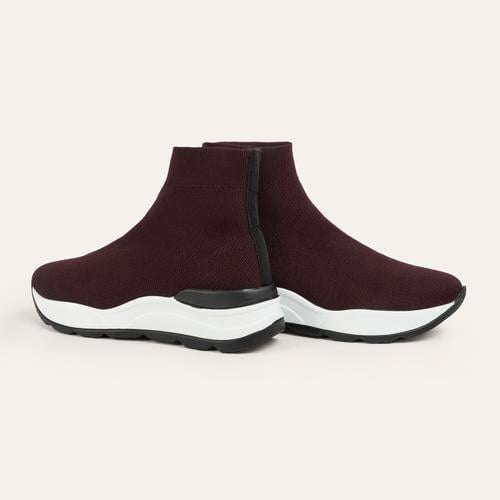  ÇORAP TİPİ YÜKSEK BİLEKLİ SPOR AYAKKABI