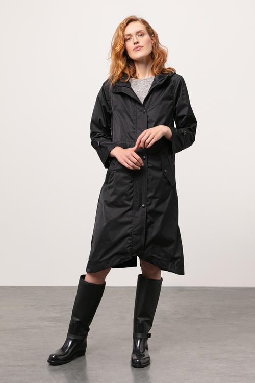 KAPÜŞONLU UZUN YAĞMURLUK
