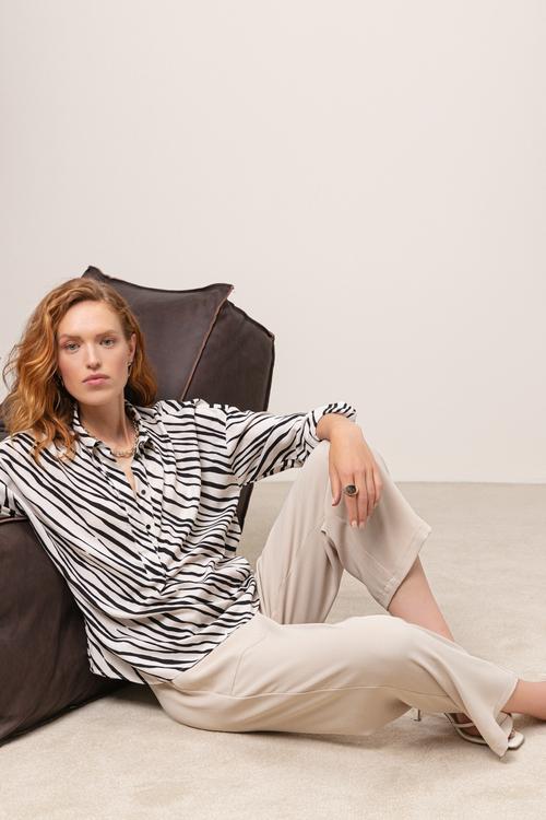  ZEBRA DESENLİ CASUAL BLUZ