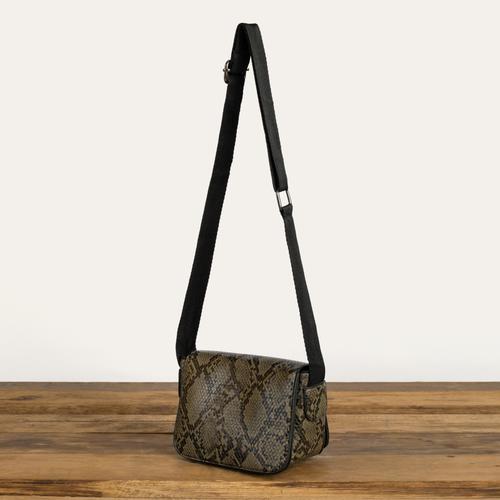  YILAN DERİSİ DESENLİ ÇAPRAZ ASKILI ÇANTA