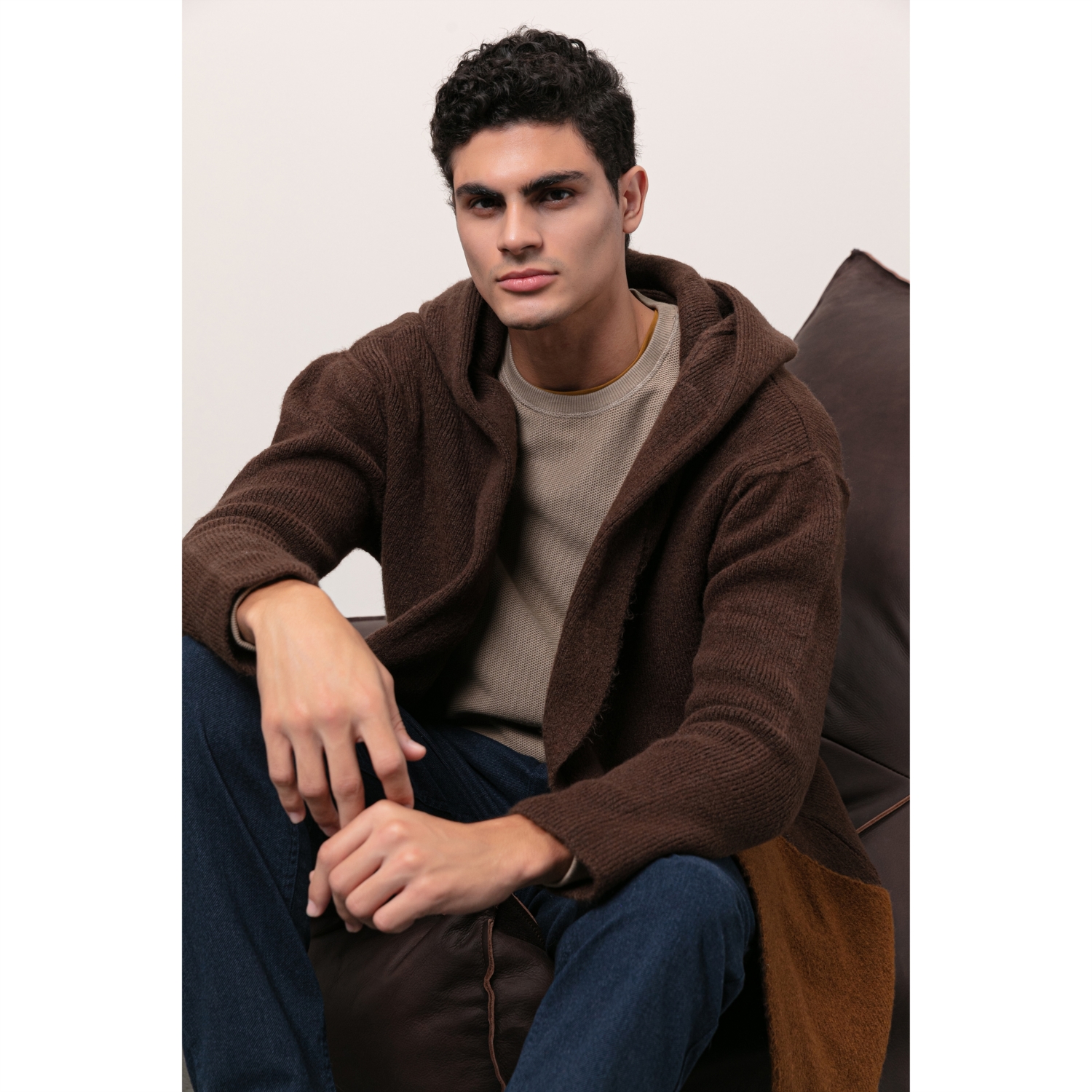 KAPÜŞONLU UZUN HIRKA