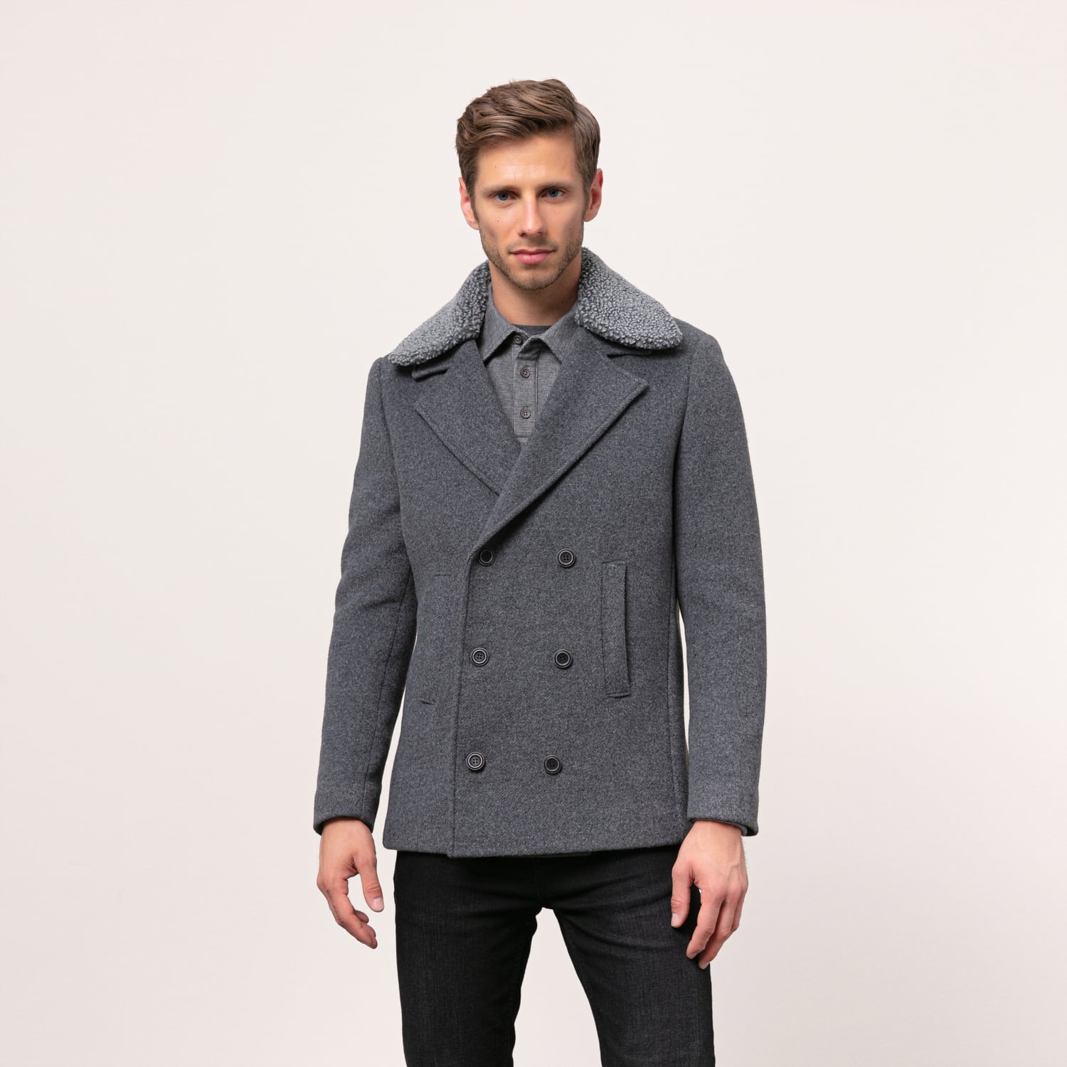 KÜRK YAKA DÜĞMELİ KABAN