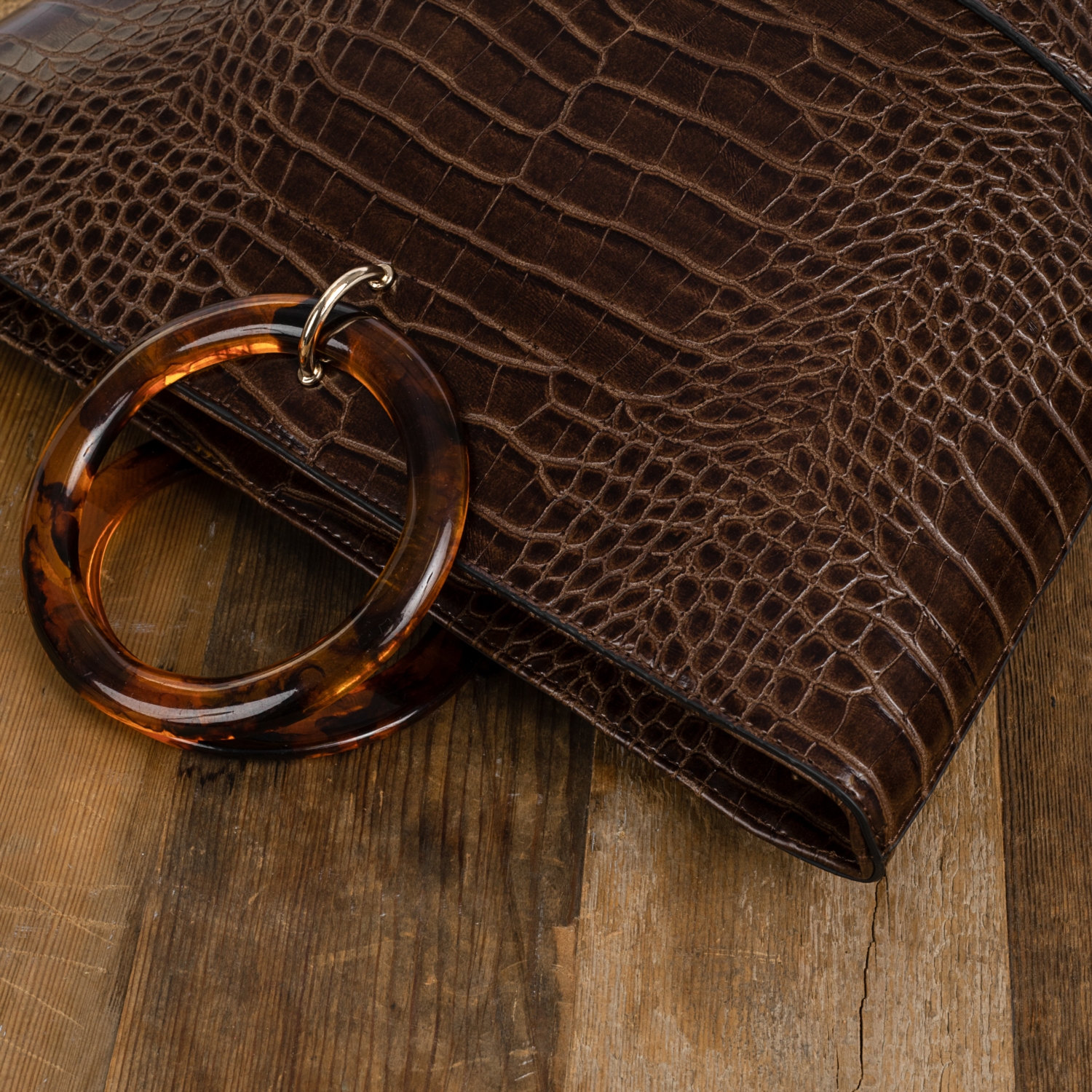 TİMSAH DERİSİ GÖRÜNÜMLÜ EL ÇANTASI