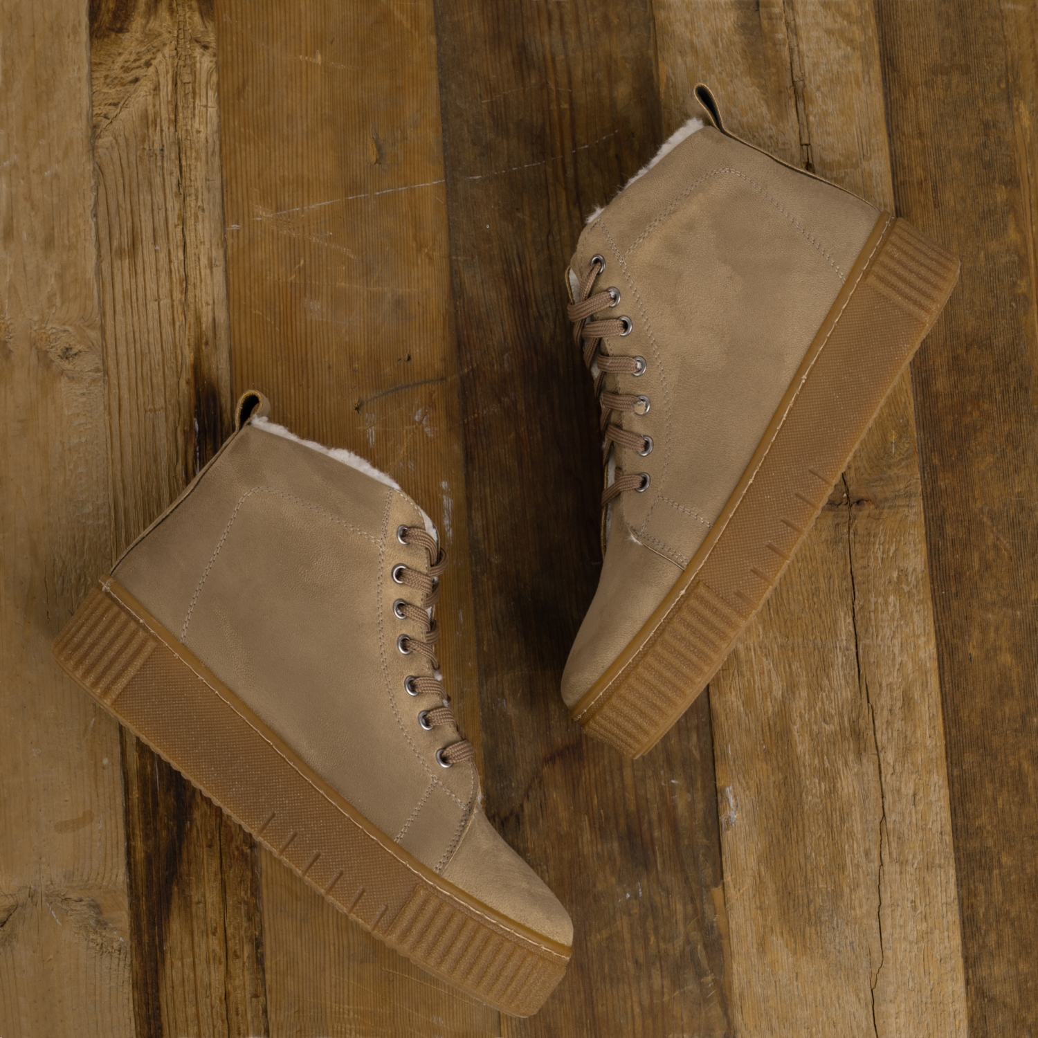 KALIN TABANLI İÇİ KÜRKLÜ BOT