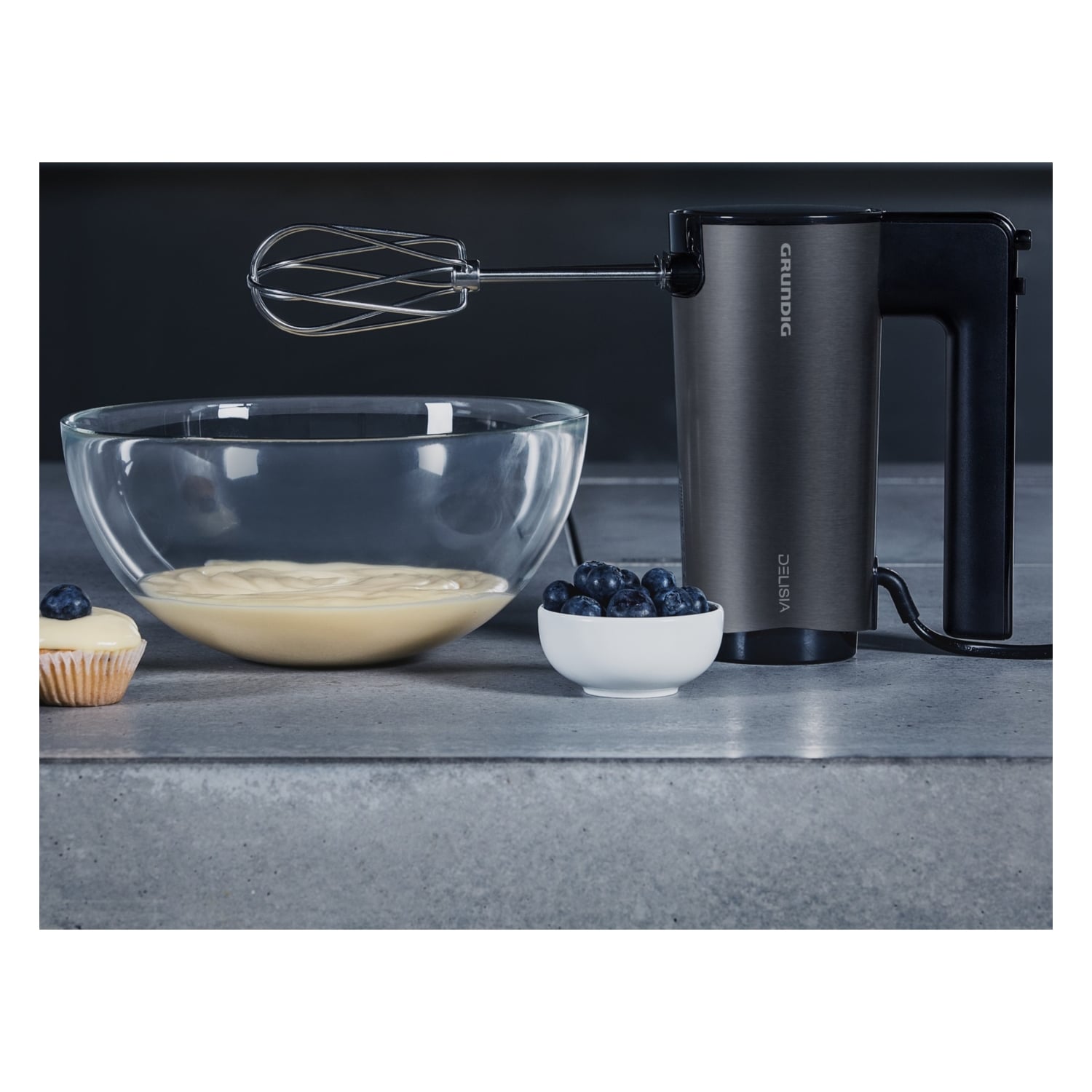 GRUNDIG DELISIA DOĞRAYICI VE EL MİKSERİ SETİ