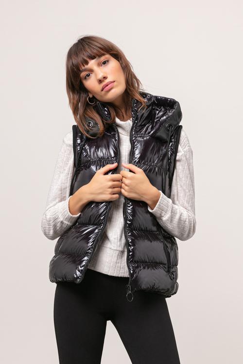  KAPİTONELİ PARLAK YELEK