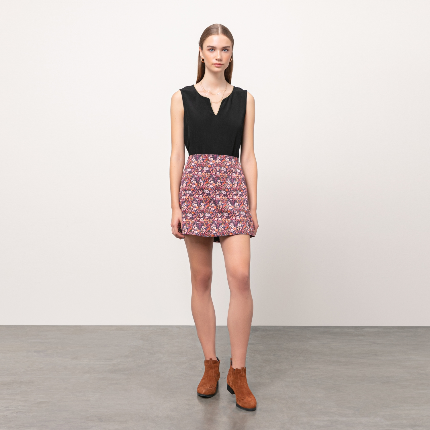 YAKA DETAYLI CASUAL BLUZ