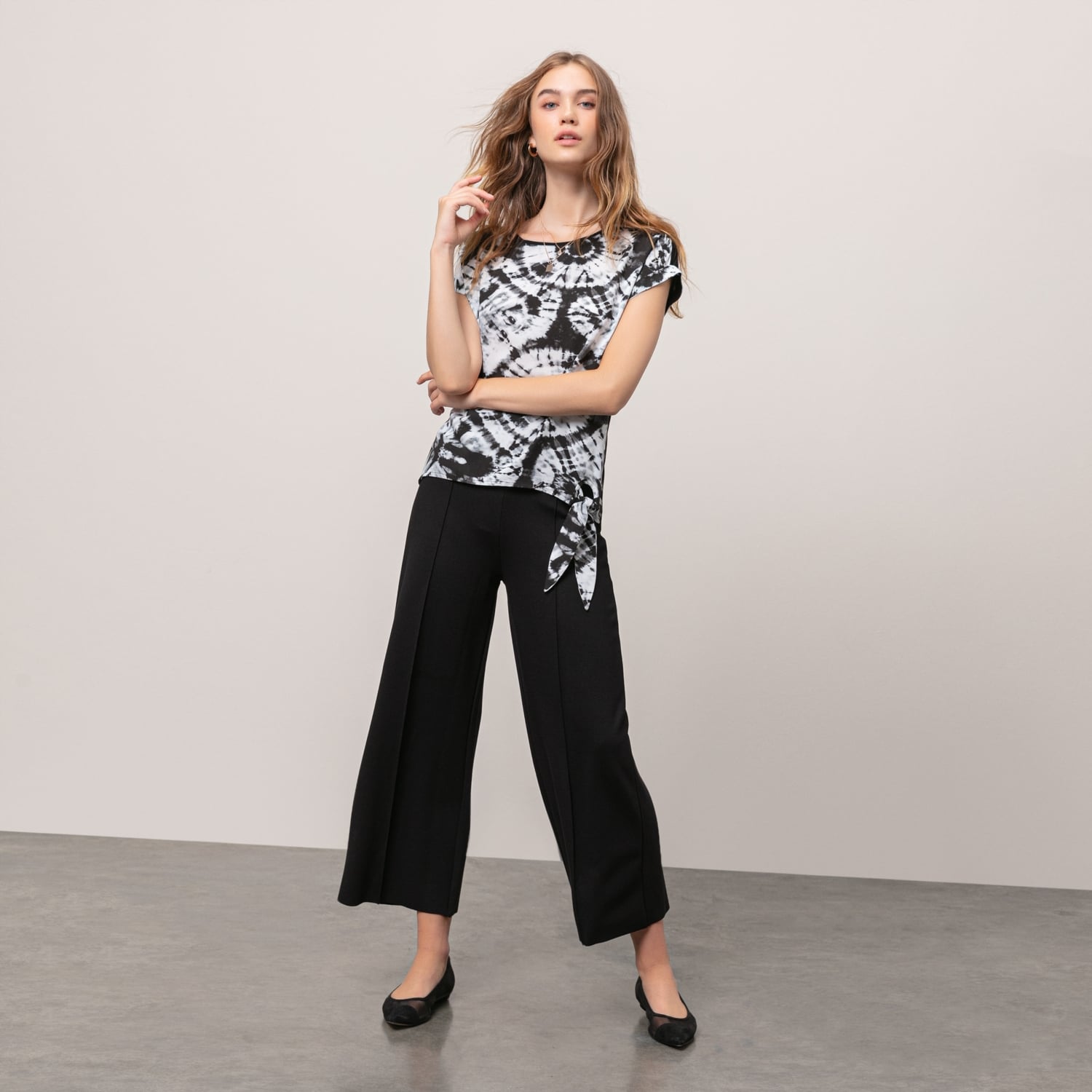 YANDAN BAĞLAMALI VİSKOZ T-SHIRT