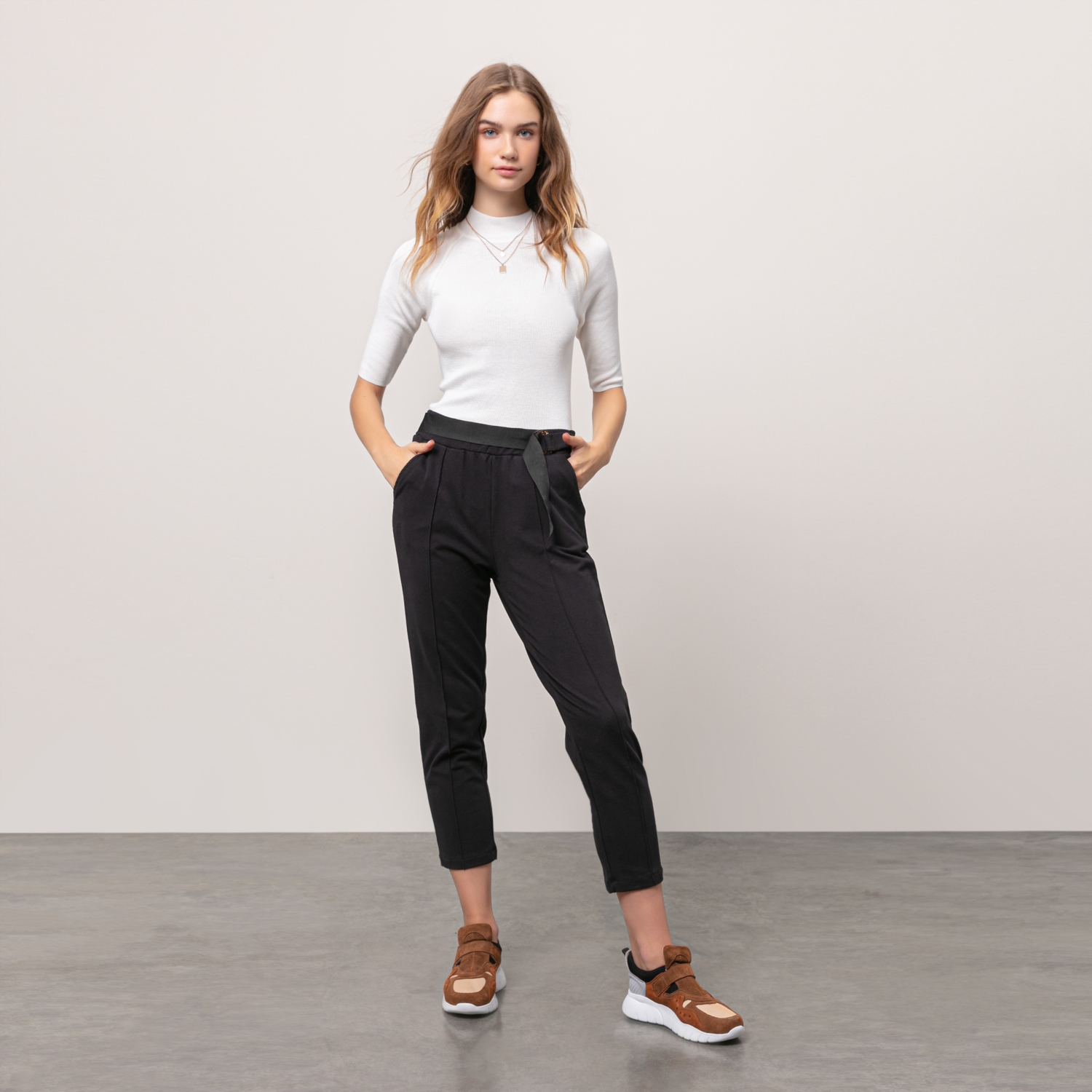 BELİ LASTİKLİ PAMUKLU PANTOLON