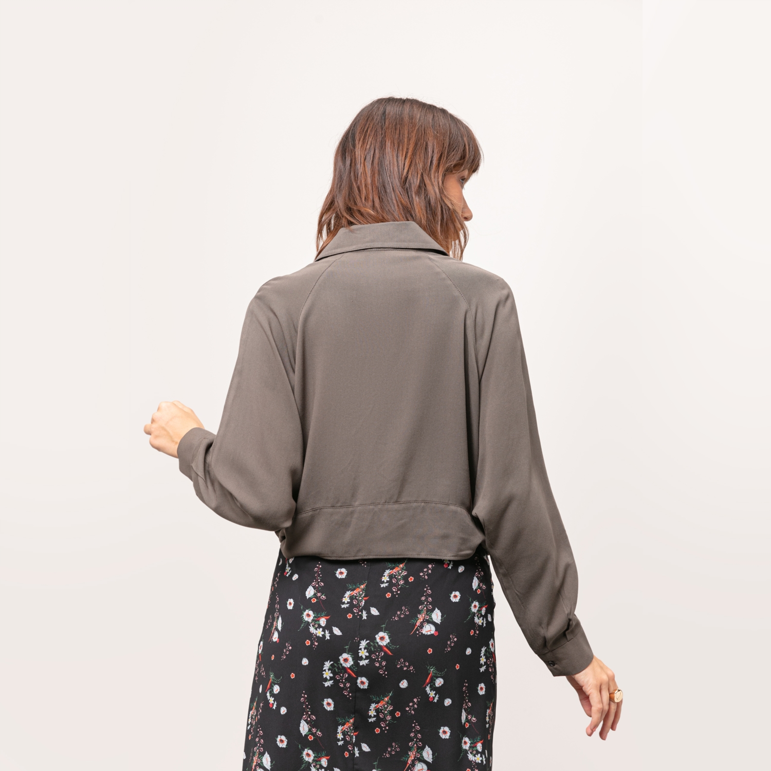 ÖNDEN BAĞLAMALI CASUAL GÖMLEK